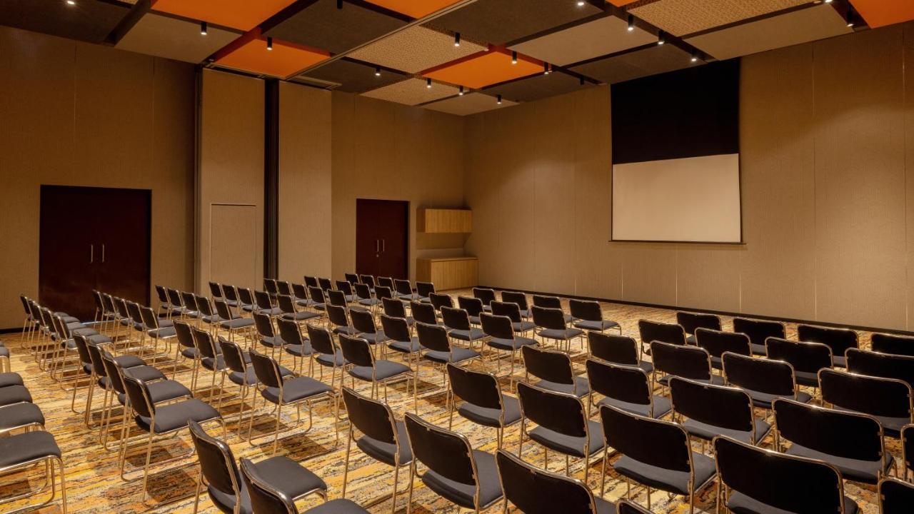 Ibis Thane - An Accor Brand Экстерьер фото